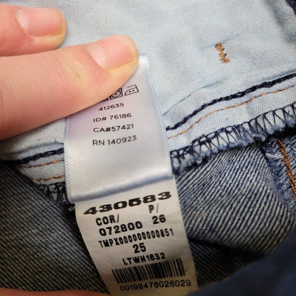 LOFT Curvy Straight Frayed Raw Hem Ankle Jeans Size 25‎ Womens Blue Medium Wash - Picture 11 of 13